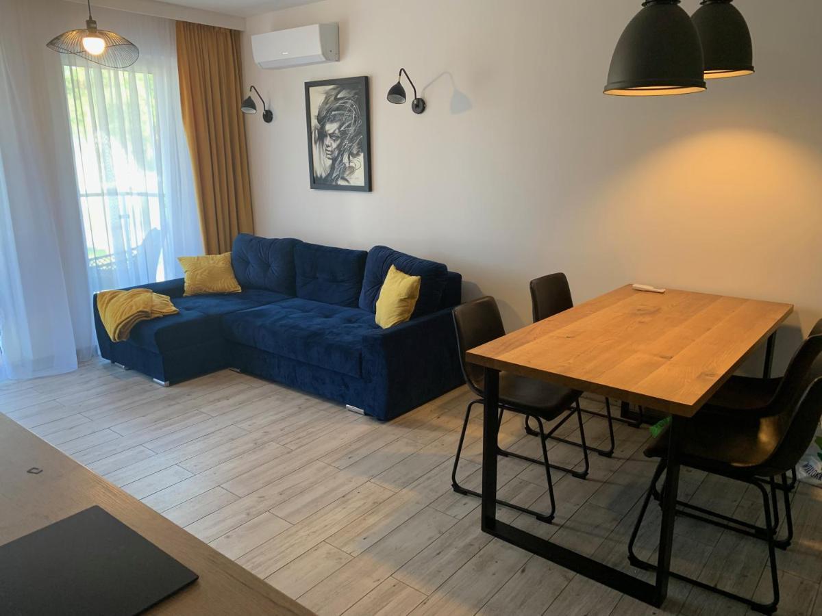Livra Apartaments III 波别罗沃 外观 照片